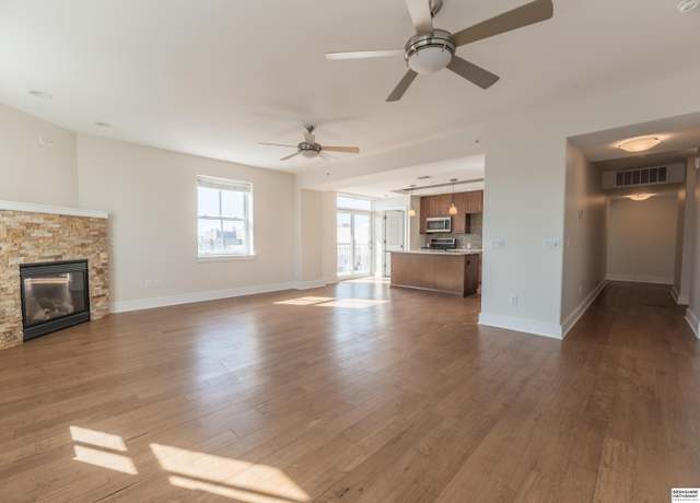 Property at 1403 Farnam St #800, Omaha, NE 68102, 2 beds, 2 baths