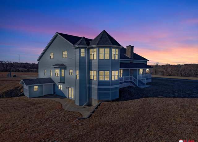 Property at 11215 W Yankee Hill Rd, Denton, NE 68339, 4 beds, 4.5 baths