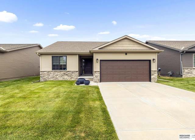 Property at 2708 N 202nd St, Elkhorn, NE 68022, 3 beds, 2.5 baths