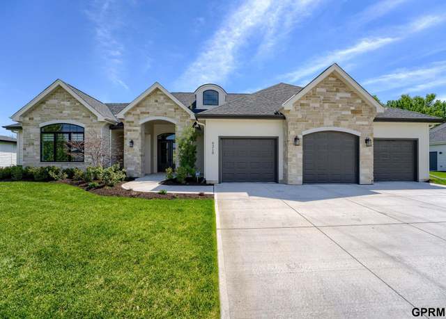 Property at 6318 N 295 St, Valley, NE 68064, 4 beds, 3 baths