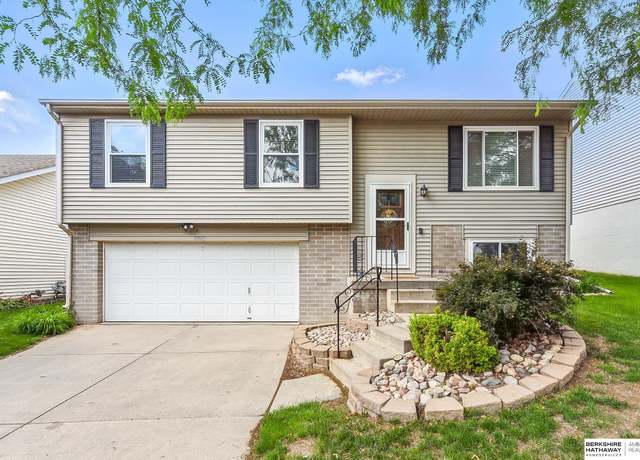 Property at 17612 Olive St, Omaha, NE 68136, 3 beds, 2 baths
