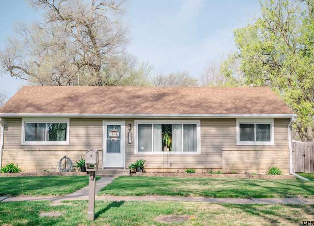 Property at 3401 N 52nd St, Lincoln, NE 68504, 3 beds, 1 bath