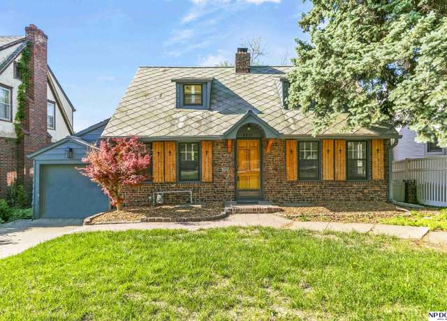 Property at 4511 Shirley St, Omaha, NE 68106, 3 beds, 2.5 baths