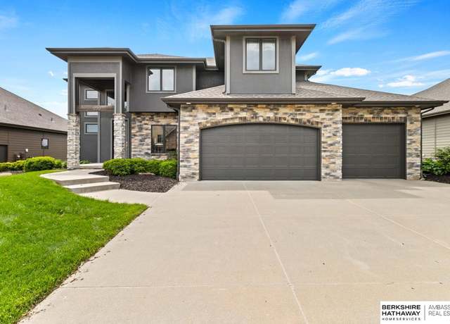 Property at 1220 S 200 Ave, Omaha, NE 68130, 4 beds, 4 baths