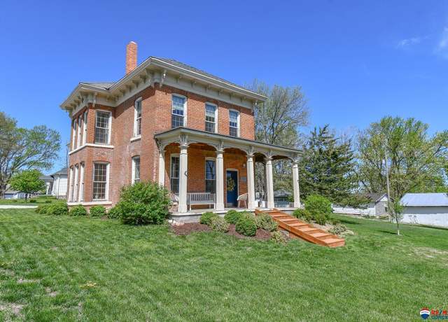Property at 202 N 19th St, Ashland, NE 68003, 3 beds, 1.5 baths