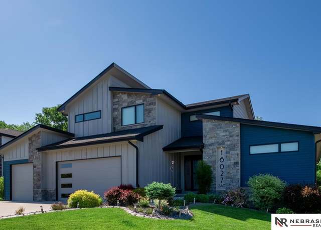 Property at 16027 Zac Ln, Bennington, NE 68007, 5 beds, 3.5 baths