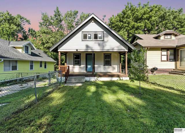 Property at 4550 N 41 St, Omaha, NE 68111, 3 beds, 2 baths