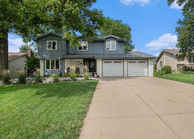 Property at 14922 Cedar Cir, Omaha, NE 68144, 4 beds, 2.5 baths