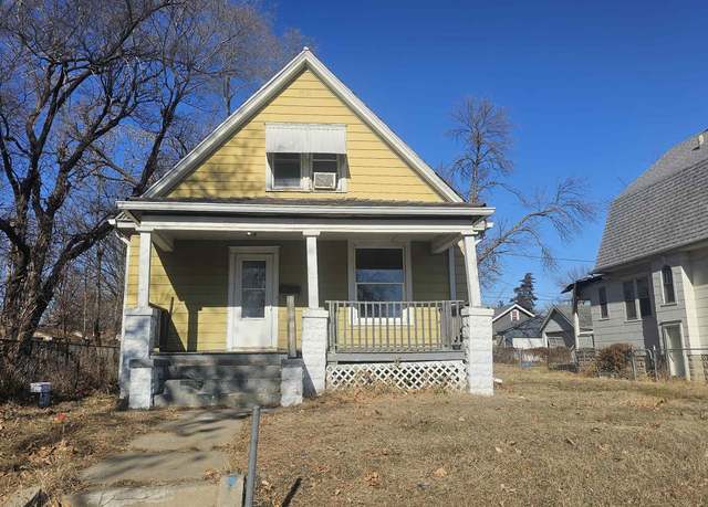 Property at 2034 Fowler Ave, Omaha, NE 68110, 4 beds, 1 bath