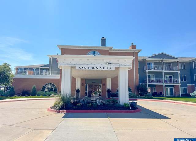 Property at 3001 S 51st Street Ct #455, Lincoln, NE 68506, 2 beds, 2 baths