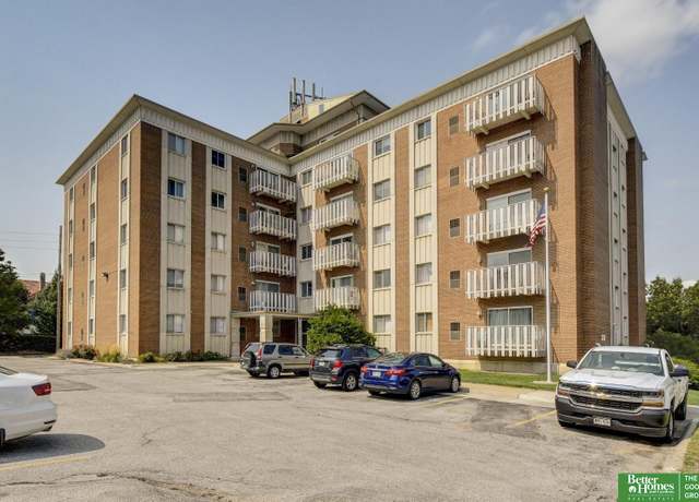 Property at 500 S 37 St #502, Omaha, NE 68105, 2 beds, 2 baths