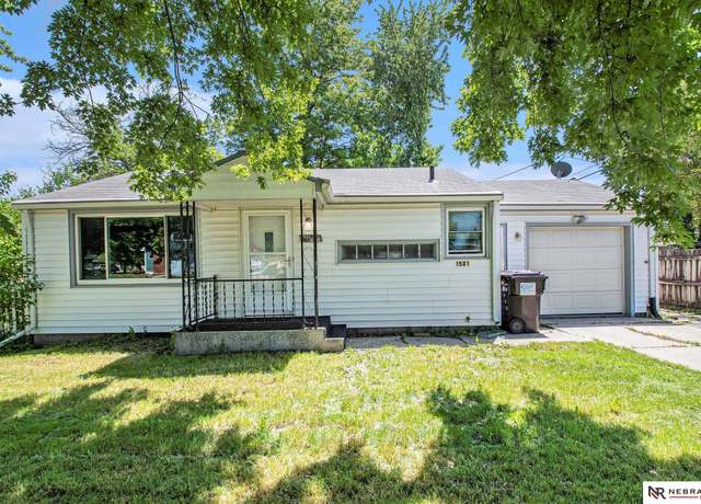 Property at 1521 W Q St, Lincoln, NE 68528, 1 bed, 1 bath