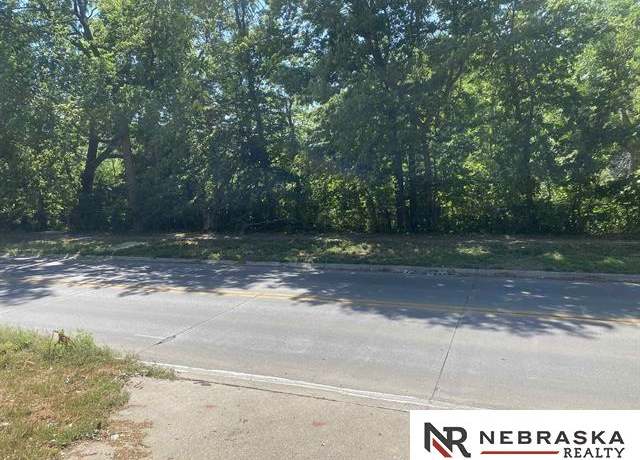 Property at 6320 N 36th Ave, Omaha, NE 68111