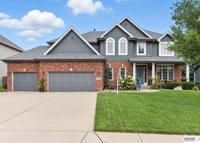 Property at 15122 Newport Ave, Omaha, NE 68116, 4 beds, 3.5 baths