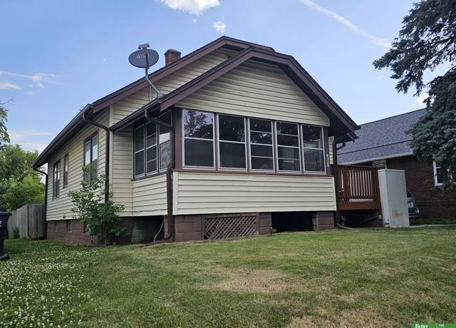 Property at 4108 Maple St, Omaha, NE 68111, 3 beds, 1 bath