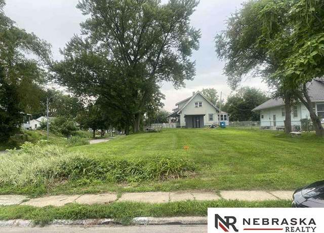 Property at 4051 Grand Ave, Omaha, NE 68111