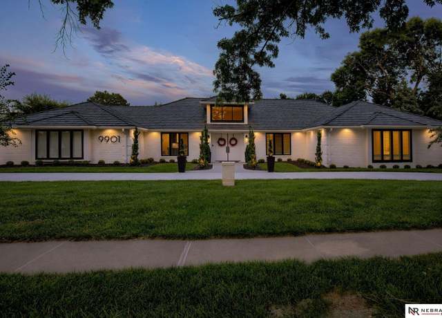 Property at 9901 Broadmoor Rd, Omaha, NE 68114, 5 beds, 3.5 baths
