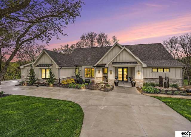 Property at 23716 P St, Elkhorn, NE 68022, 4 beds, 4.5 baths