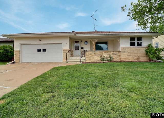 Property at 414 N Myers St, Fremont, NE 68025, 2 beds, 2.5 baths