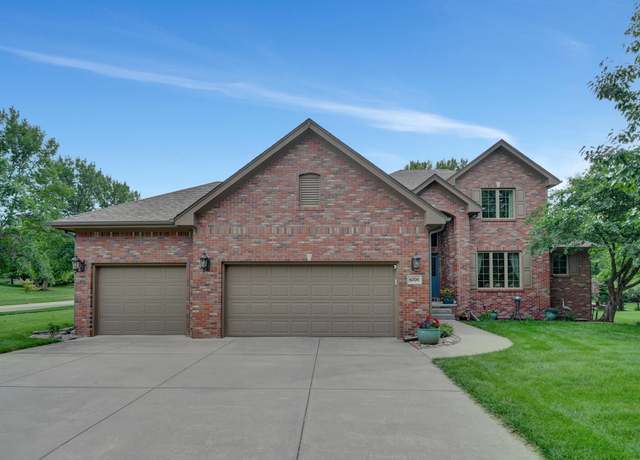 Property at 6700 S Ridge Dr, Lincoln, NE 68512, 3 beds, 3.5 baths