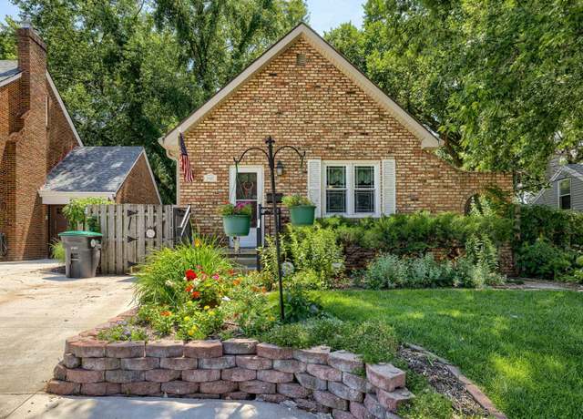 Property at 5427 Parker St, Omaha, NE 68104, 3 beds, 1 bath