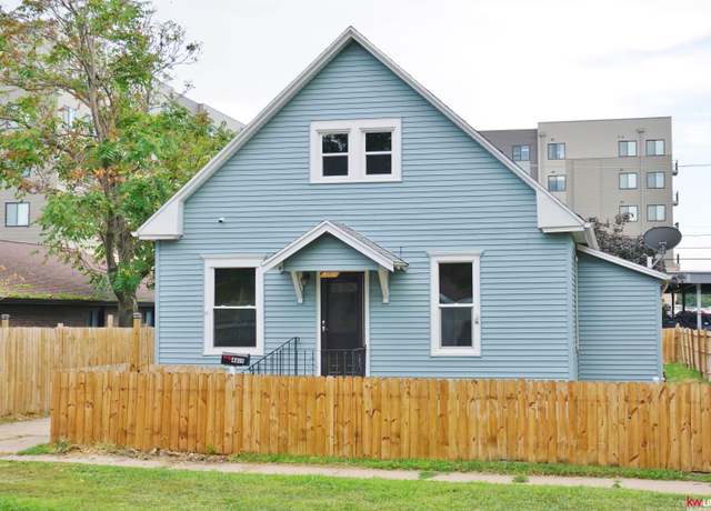 Property at 4615 Huntington Ave, Lincoln, NE 68504, 3 beds, 1 bath