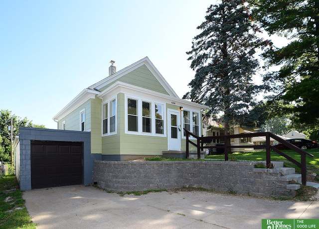 Property at 6104 Emmet St, Omaha, NE 68104, 2 beds, 1 bath