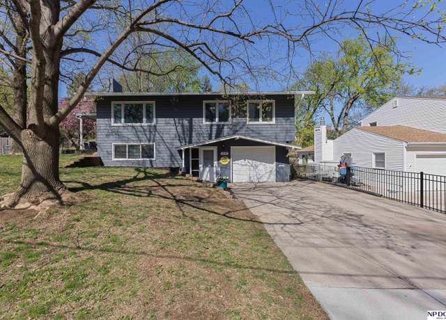 Property at 1310 Freeman Dr, Bellevue, NE 68005, 3 beds, 1 bath