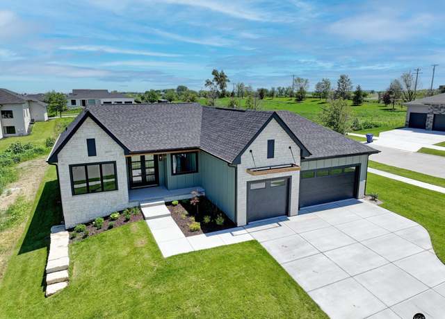 Property at 3923 S 213th St, Elkhorn, NE 68022, 5 beds, 3 baths
