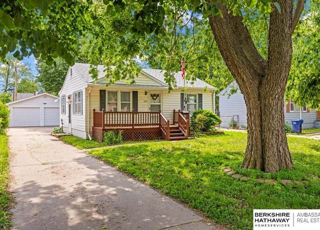 Property at 2505 Hancock St, Bellevue, NE 68005, 2 beds, 2 baths