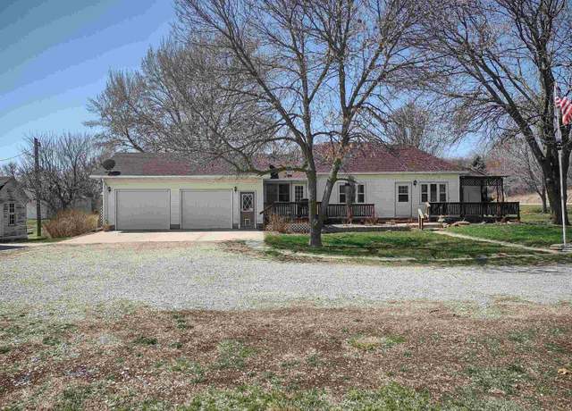 Property at 1704 165th Trl, Mondamin, IA 51557, 3 beds, 2 baths