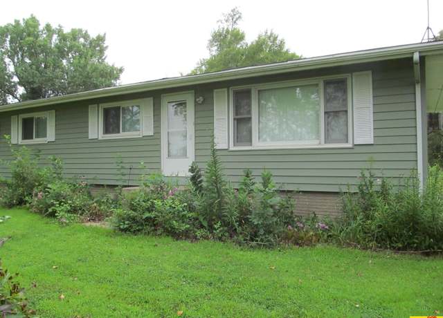 Property at 301 Earl Ave, Ames, NE 68621, 3 beds, 1 bath