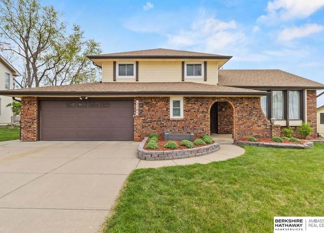 Property at 2105 S 165 St, Omaha, NE 68130, 3 beds, 2.5 baths