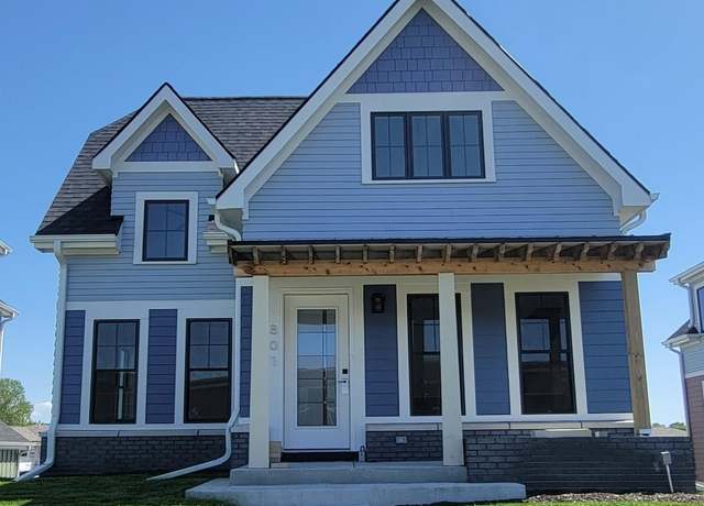 Property at 801 Penrose Dr, Lincoln, NE 68521, 3 beds, 3 baths