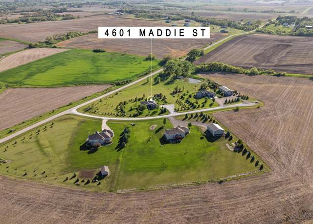 Property at 4601 Maddie St, Lincoln, NE 68527, 5 beds, 3 baths