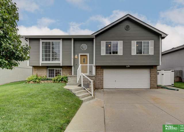 Property at 7611 Fillmore St, Omaha, NE 68122, 3 beds, 2 baths