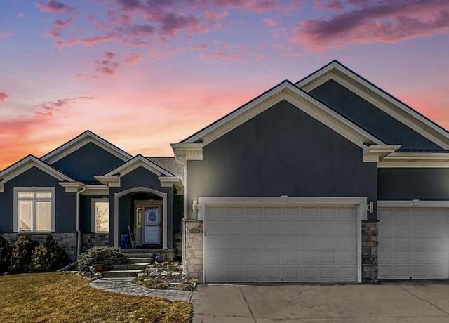 Property at 9129 Del Rio Dr, Lincoln, NE 68516, 5 beds, 3 baths