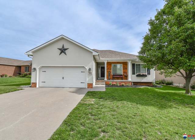 Property at 5900 Cavvy Rd, Lincoln, NE 68516, 4 beds, 3 baths
