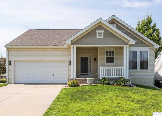 Property at 4832 S 194th Ave, Omaha, NE 68135, 3 beds, 3 baths