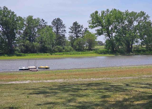 Property at 913 Road B Rd, Henderson, NE 68371, 1 bed, 1 bath