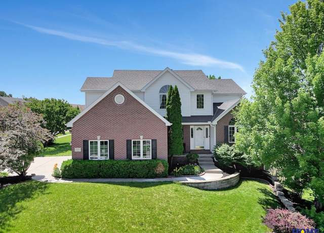 Property at 9249 Foxen Cir, Lincoln, NE 68526, 4 beds, 3.5 baths