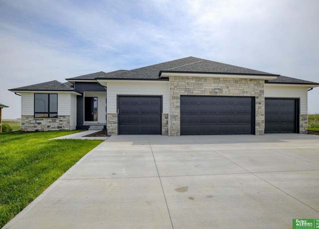 Property at 5717 N 195th St, Elkhorn, NE 68022, 6 beds, 3 baths