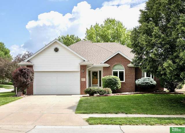 Property at 16140 Josephine St, Omaha, NE 68136, 4 beds, 3 baths