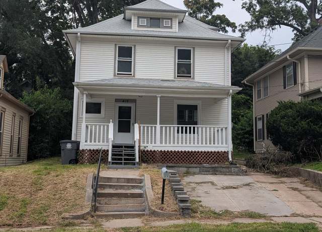 Property at 415 S 1 St, Council Bluffs, IA 51503, 4 beds, 1.5 baths