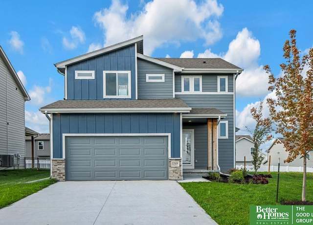 Property at 17604 Willit St, Bennington, NE 68007, 4 beds, 3.5 baths