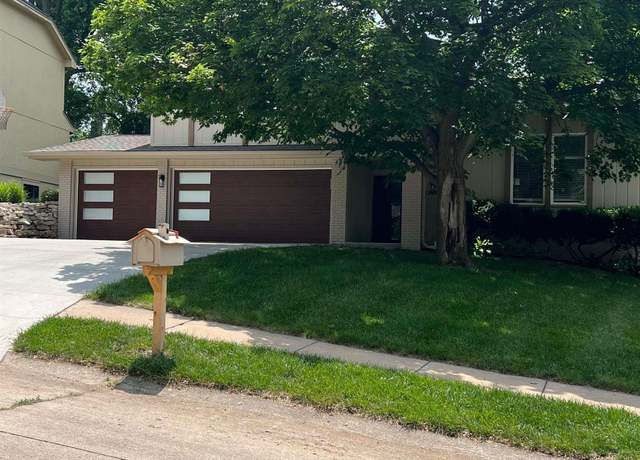 Property at 15025 Brookside Cir, Omaha, NE 68144, 4 beds, 4.5 baths