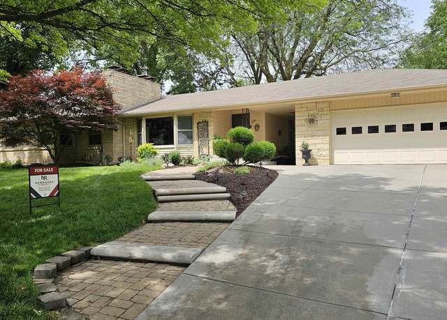 Property at 2701 N 61st St, Lincoln, NE 68507, 4 beds, 2 baths