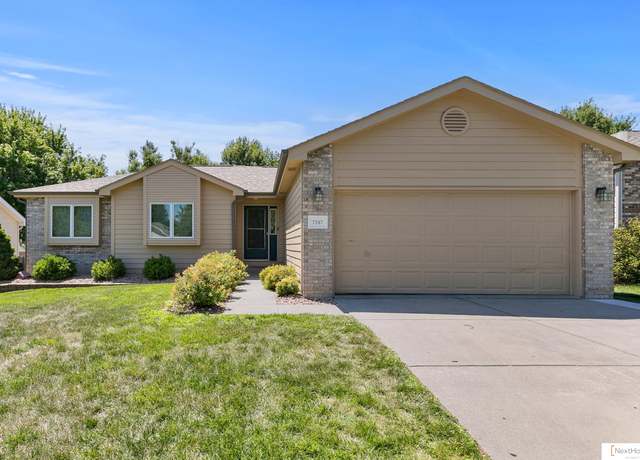 Property at 7347 S 18th St, Lincoln, NE 68512, 4 beds, 3 baths