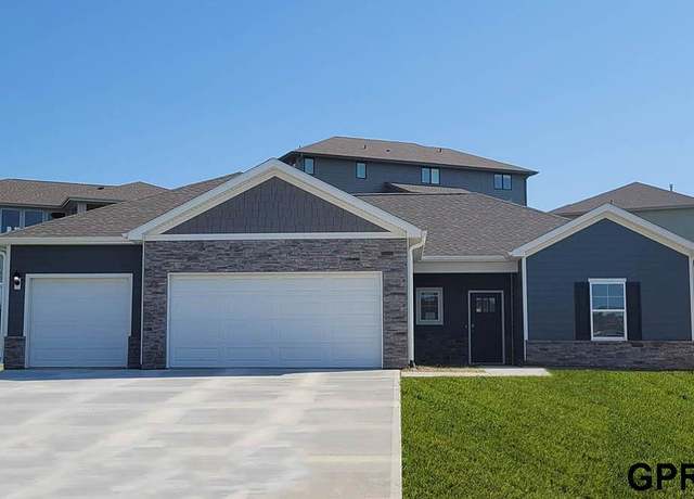 Property at 6219 Harvest Dr, Papillion, NE 68157, 4 beds, 3.5 baths