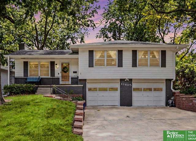 Property at 13405 Trendwood Dr, Omaha, NE 68144, 3 beds, 2 baths